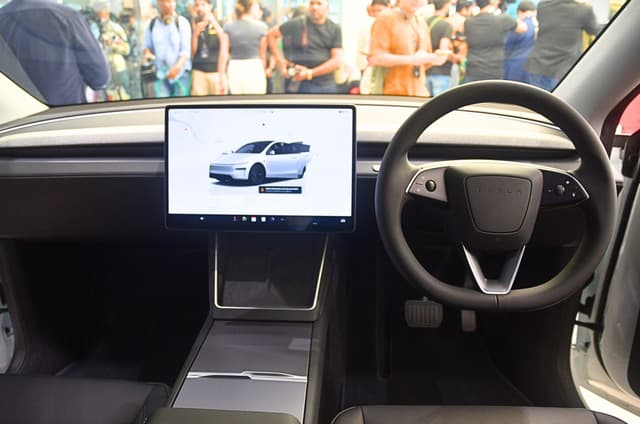 Even the dashboard has a very minimalistic design. 